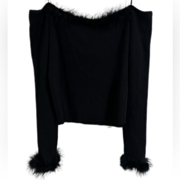 Talent Tops - Talent Off The Shoulder Long Sleeve With Feathered Ends Size 3X